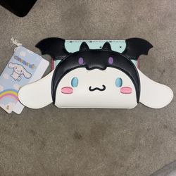 Cinnamon Roll-loungefly Wallet