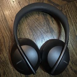 Bose NC 700