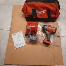 Milwaukee Impact Driver Kit 