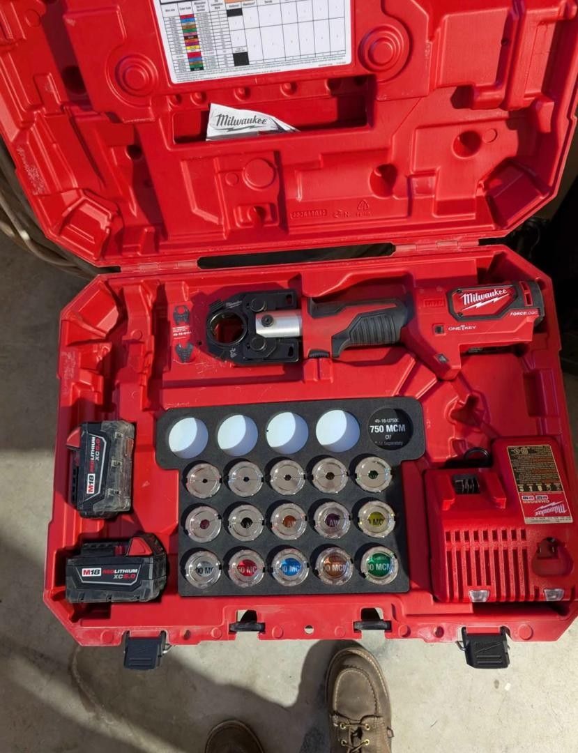 Milwaukee Forcelogic M18 Crimper