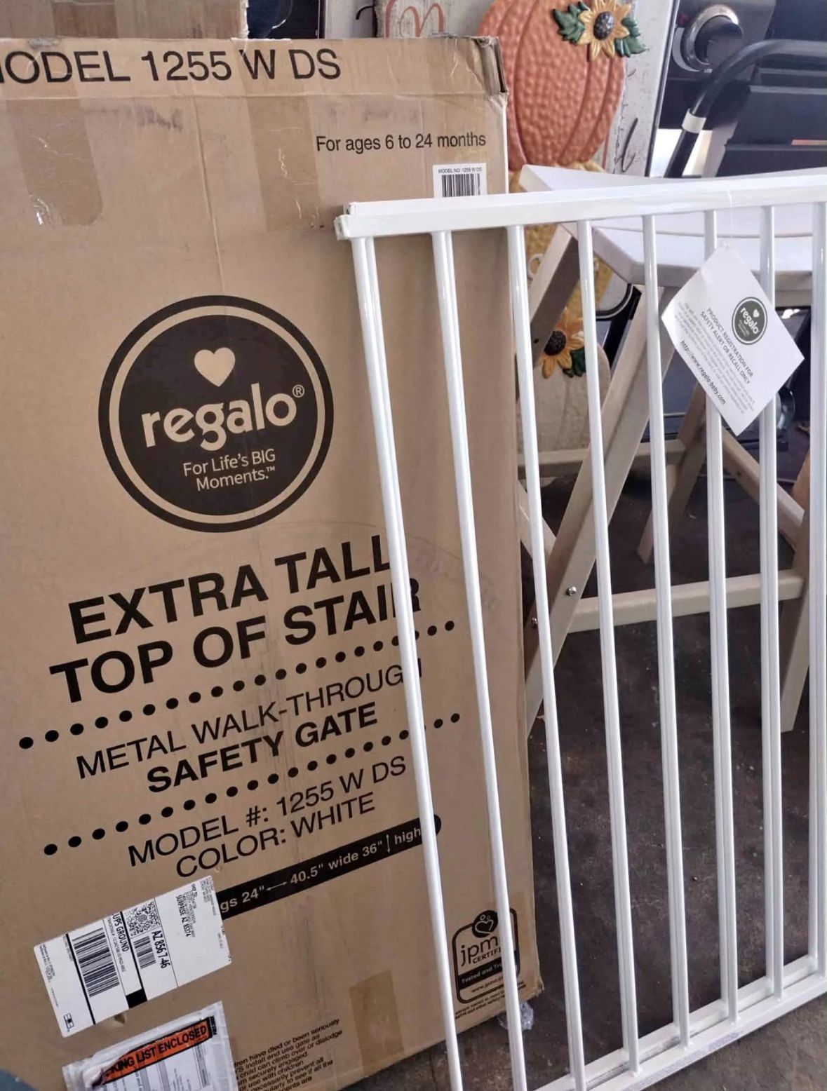 Extra Tall Pet Gate / Baby Gate - Fits Openings 24” - 40.5”