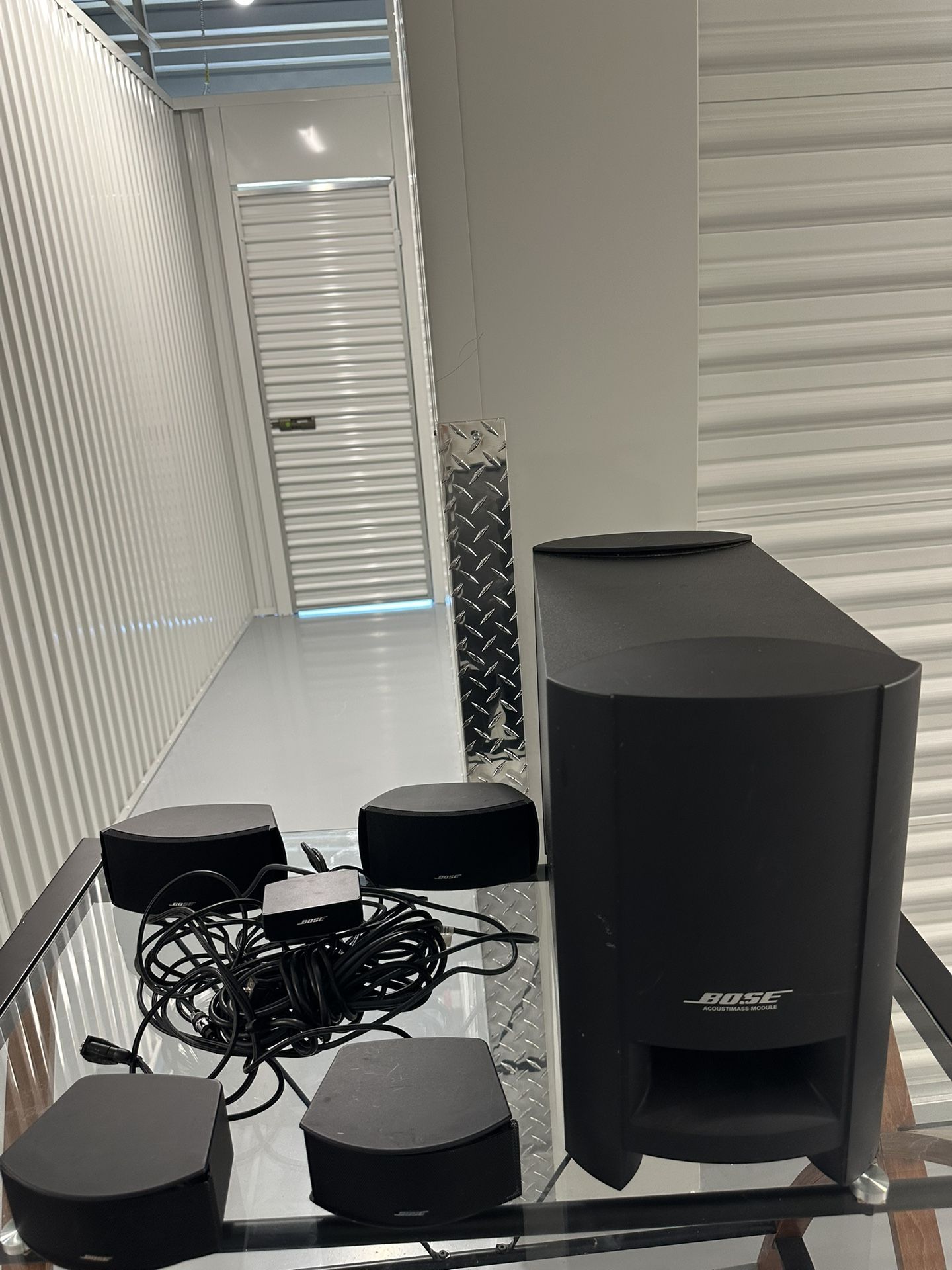 3-2-1 GS SERIE 2 BOSE CINEMATE digital home theater system (22 extre speakers)