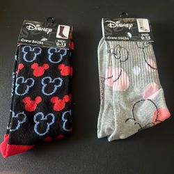 2 new mickey and minnie socks 