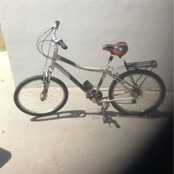 Specialized Expedition 26 Inch  21 Speed Bike. 