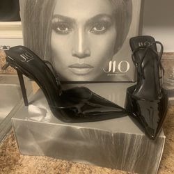 Black Patent Leather Pumps 