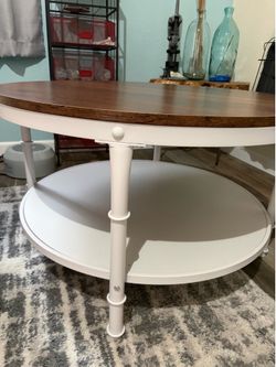 Round coffee table