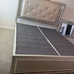King Bedroom Set