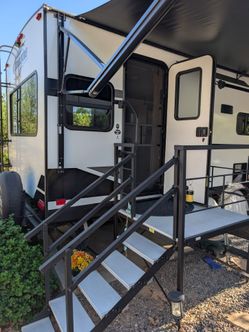 Sunrise Products RV deck and stairs