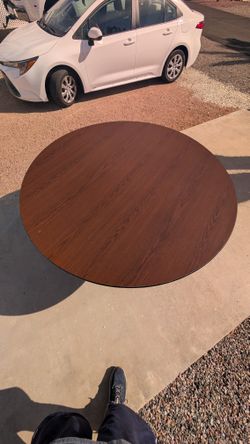 5 ft. Round High Pressure Laminate Folding Banquet Table **New