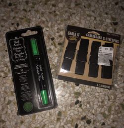 BRAND NEW “K & COMPANY CHALK IT NOW CHALK BOARD CLOTHESPINS (4) AND CHALK MARKER”