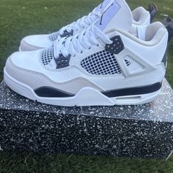Jordan 4 Military Black 