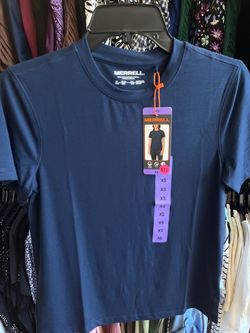 Ladies MERRELL short sleeve shirt