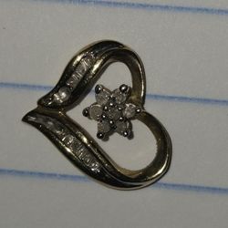 10 K Heart Pendant