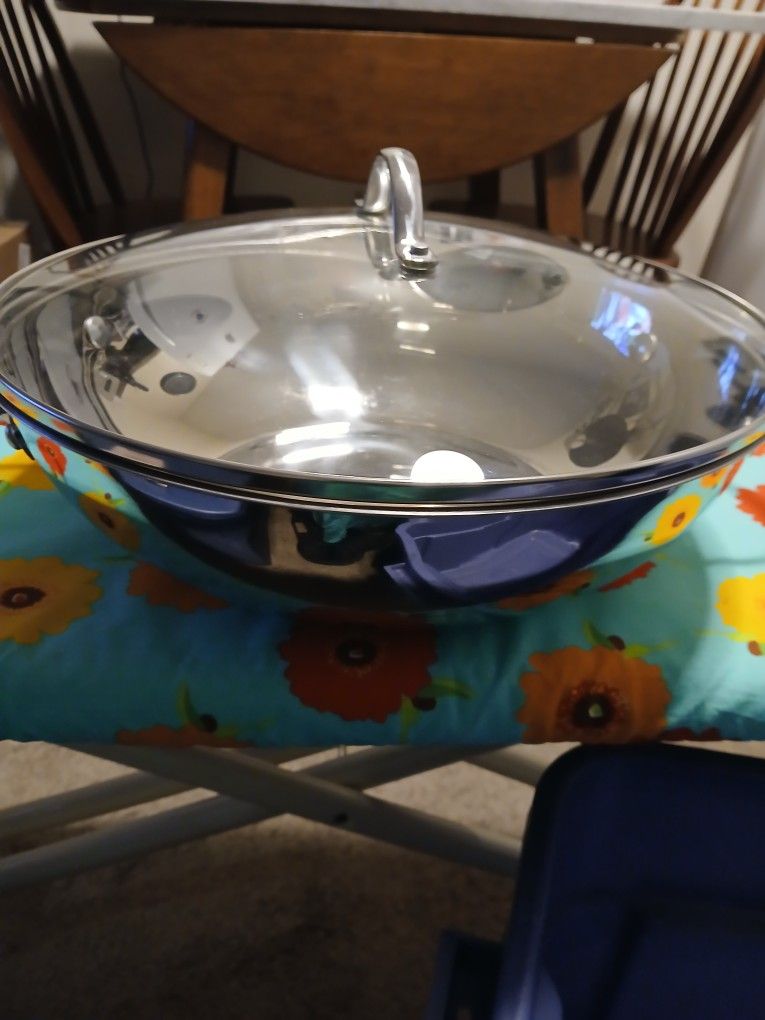 Stainless Steel  Steamer Pot.use As A Steamer Or A Pot