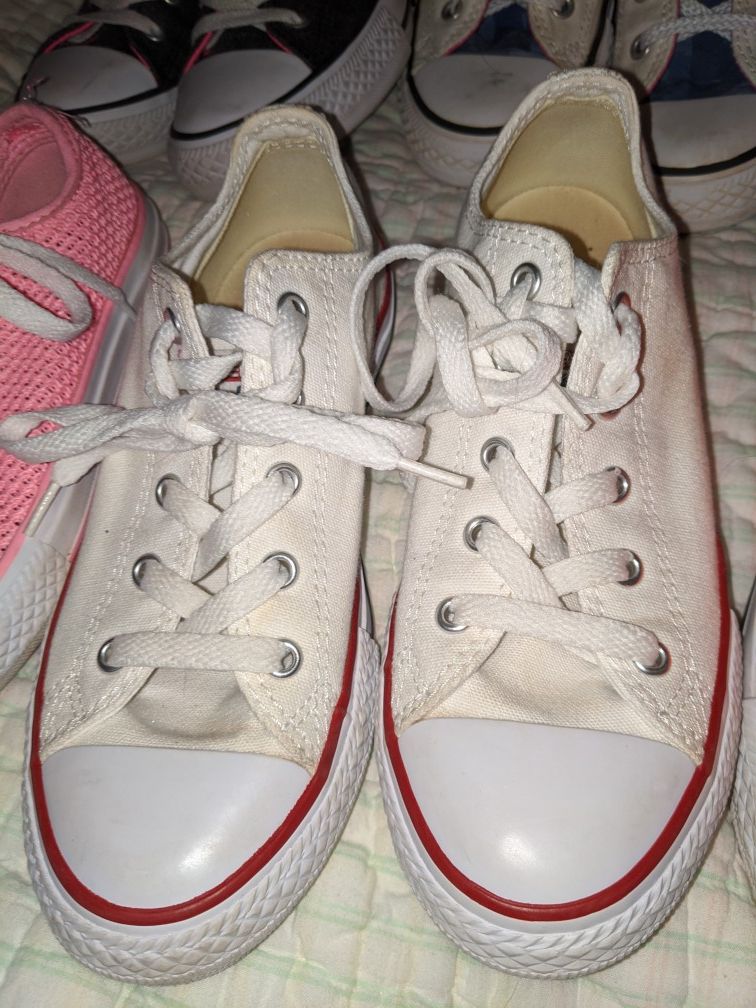 Converse youth size 2 $20 each