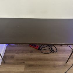 Desk With Hairpin Legs