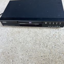 Hitachi DV-P315U DVD Player tested works perfectly 