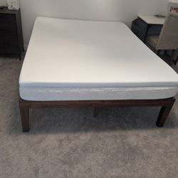 Solid Mahogany Wood Queen Bed Frame, 18" Tall,  With Mattress 
