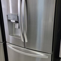 Stainless French Door Cooling And Freezing Great With Warranty Delivery Available 