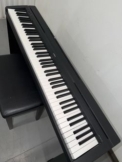 Yamaha P-45 with L-Wooden Stand