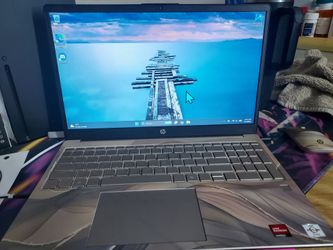 HP Laptop with AMD Radeon Graphics