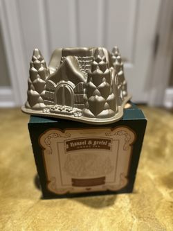 Williams Sonoma Hansel & Gretel Bundt Pan