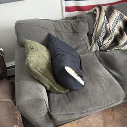 Free Recliner And Chase