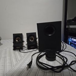 Z533 Speaker system with subwoofer