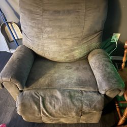 Reclining Chair 