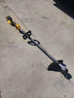 DEWALT
FLEXVOLT 60V MAX 16 in. Brushless Cordless Battery Powered String Trimmer (Tool Only)