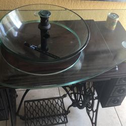 Sewing Machine/ Sink