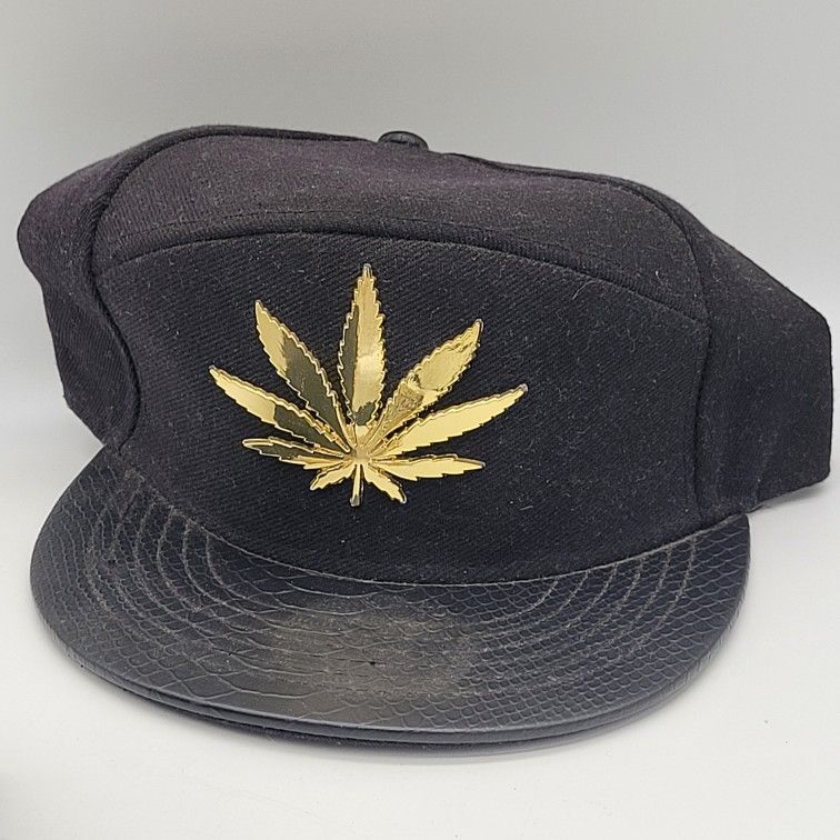 New Without Tag Plastic Gold Weed Emblem on a Black Snap Back Baseball Cap 2010.