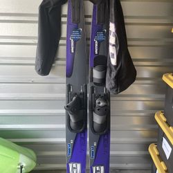 Water Skiis