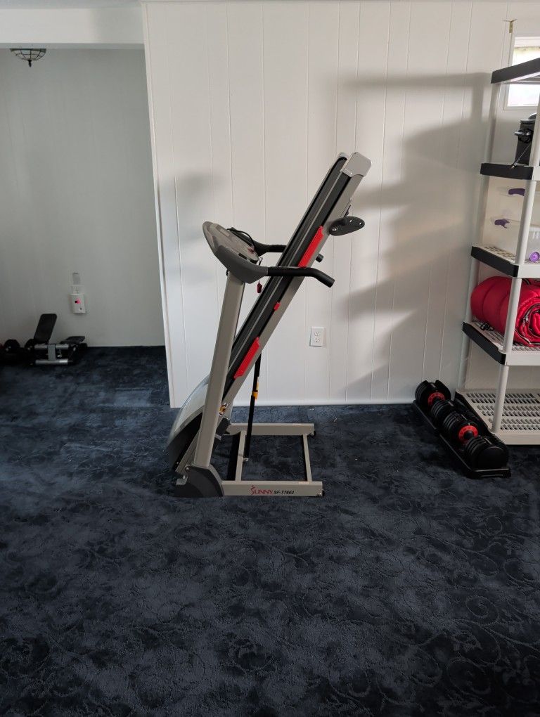 Sunny SF-T7603 Treadmill