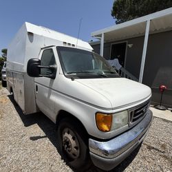 Ford E350 Super D