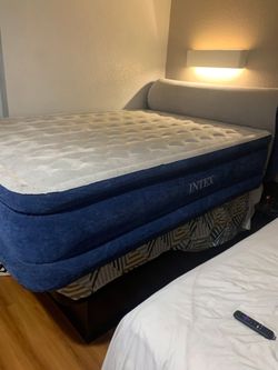 Blow-up mattress
