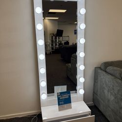 💄 Glam Up Your Space – $349 White Body Vanity Mirror w/ Bottom Storage