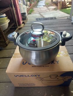 WELLOXY Stainless Steel Stock Pot with Tight-Fitting Lid for Faster Cooking - 7.5 Quart Dutch Oven Style Pots Stockpots for Stew Soup Pasta Gumbo Spag