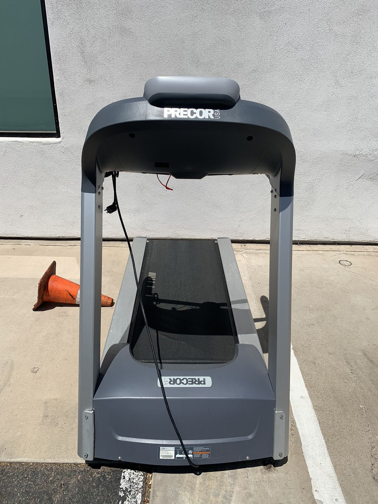 PRECOR 932I TREADMILL