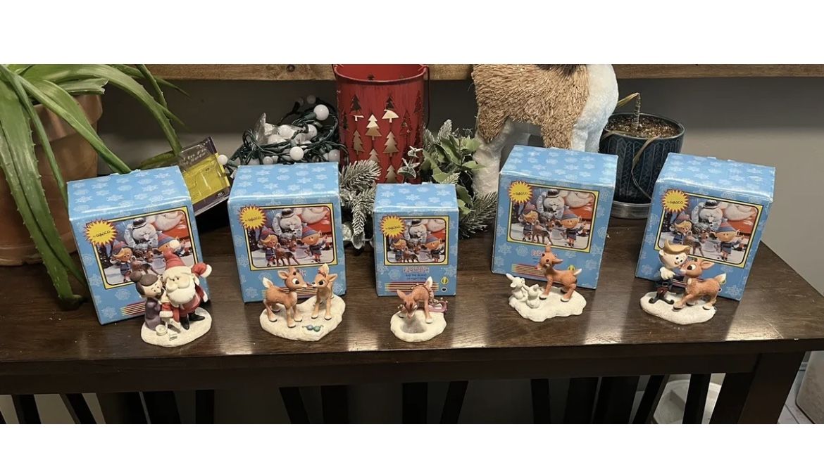 Set Of 5 Rudolph Island Of Misfit Toys Figurines 