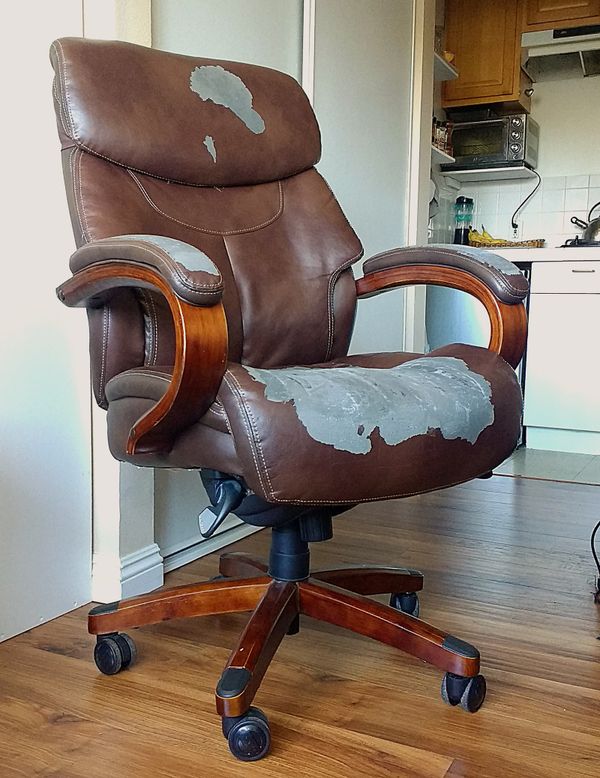 Lazyboy Executive Delano Office Chair for Sale in Costa Mesa, CA - OfferUp