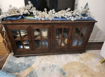 Credenza