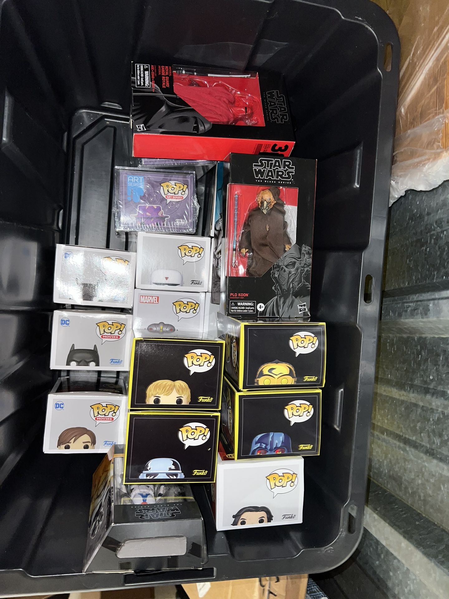 Star wars, marvel lego funko pops and action figures