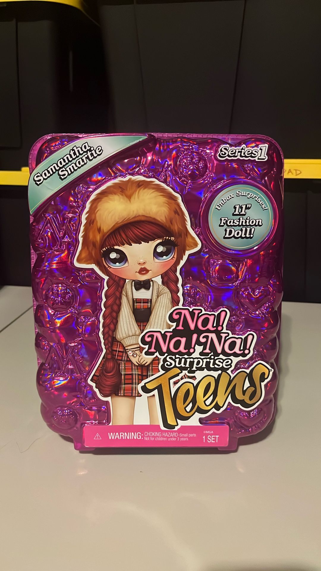 Na Na Na Surprise Teens 11” Fashion Doll Samantha Smartie Doll - NEW
