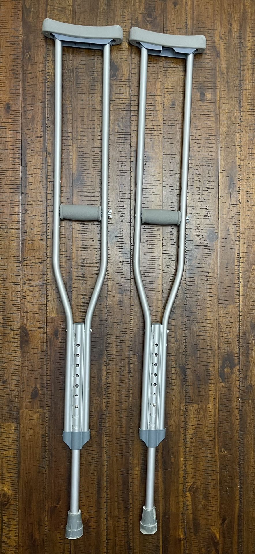 Crutches (2 sizes available)