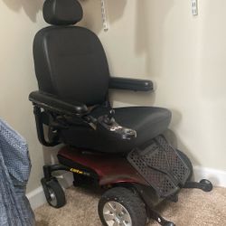 Jazzy Elite ES Wheelchair 