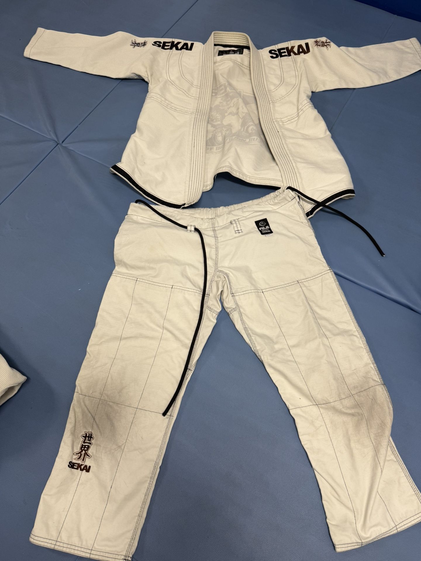A2 White Shoyoroll Gi Jiu Jitsu Other - Mixed martial arts & Boxing