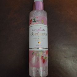 Gingham Gorgeous by bath and body works