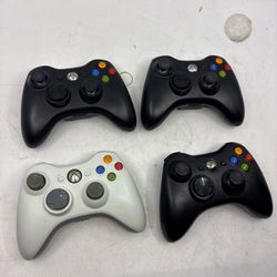 Lot Of 3 OEM Microsoft Xbox 360 Black Wireless Controllers 1403 Tested WORKS