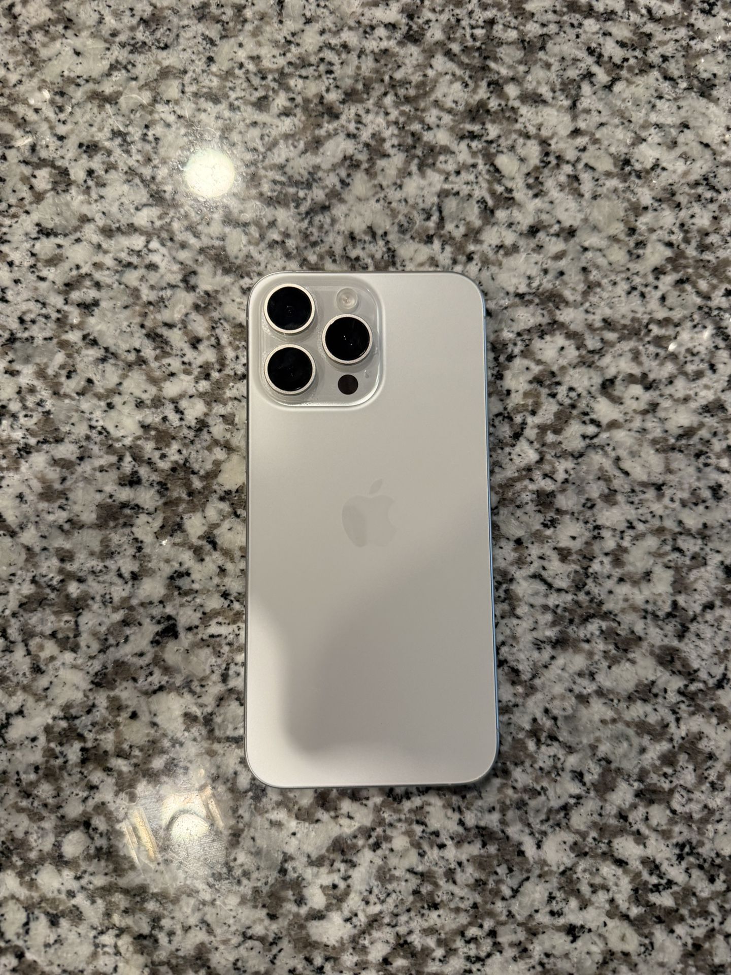 iPhone 15 Pro Max 512 GB White titanium